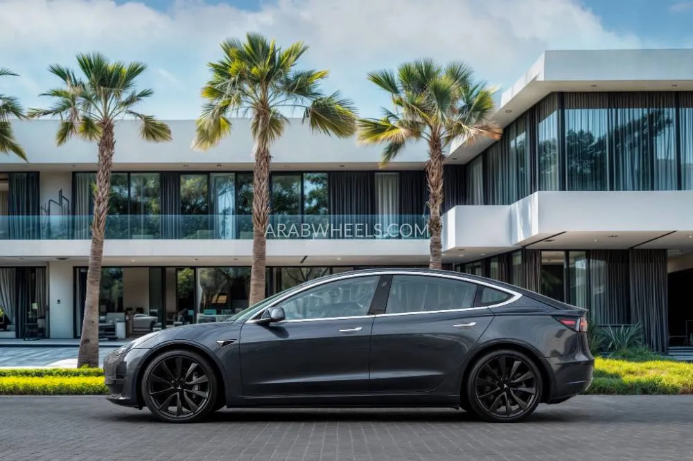 تسلا موديل 3 2020 for Sale in دبي Image-4