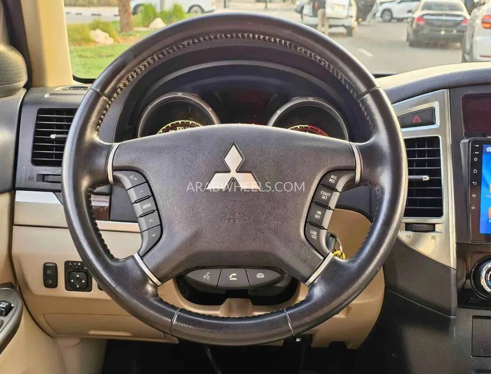 Mitsubishi Pajero 2020 for Sale in Dubai Image-6