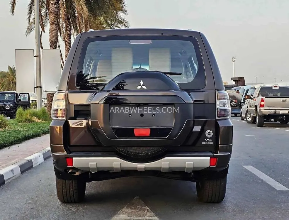 Mitsubishi Pajero 2020 for Sale in Dubai Image-9