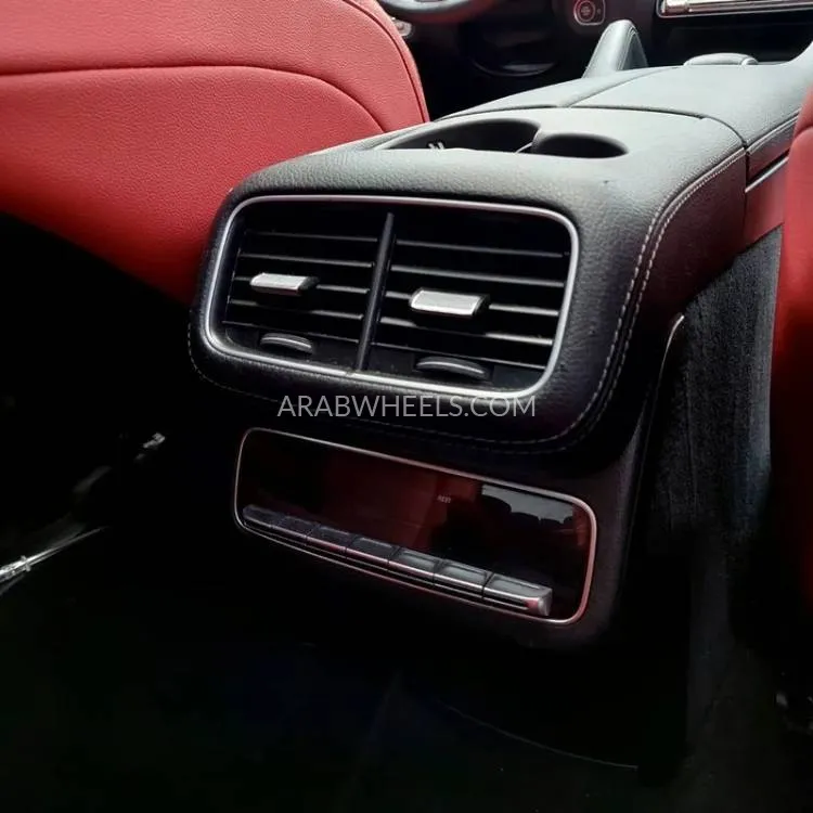 Mercedes Benz GLS 2020 for Sale in Sharjah Image-17