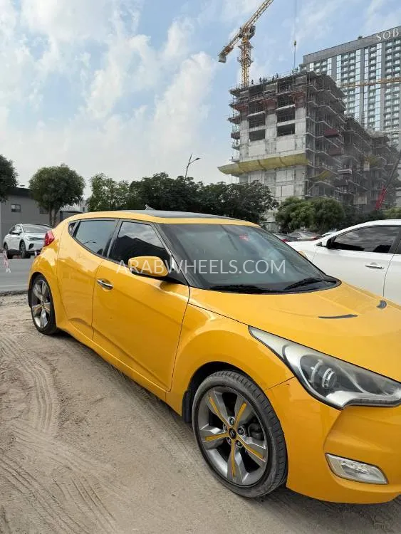 Hyundai Veloster 2013 for Sale in Dubai Image-3