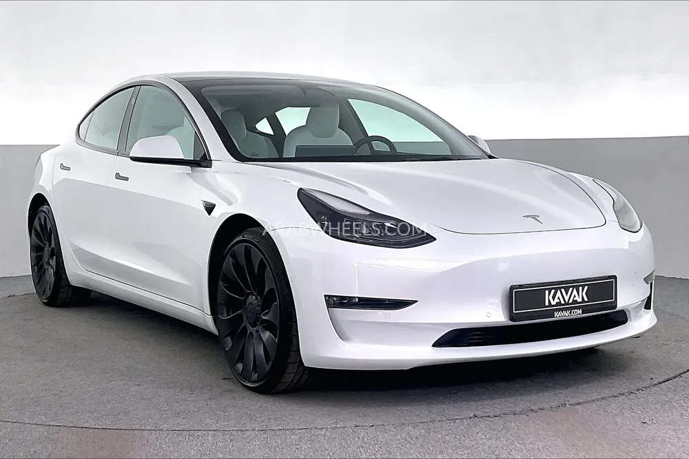 Tesla Model 3 2022 for Sale in Dubai Image-5