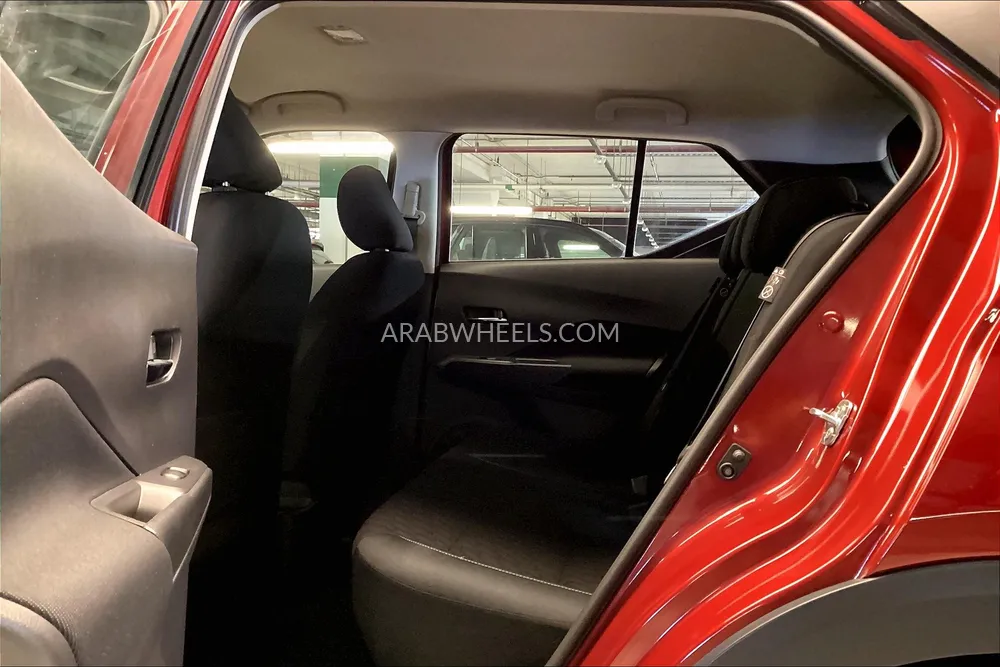 Nissan Kicks 2024 for Sale in Dubai Image-21