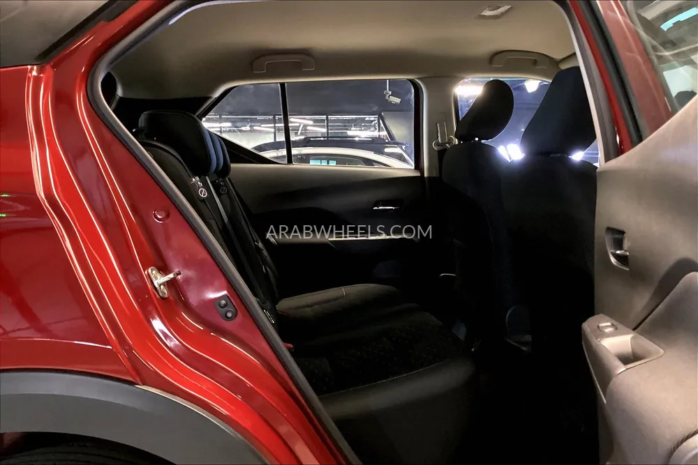 Nissan Kicks 2024 for Sale in Dubai Image-23