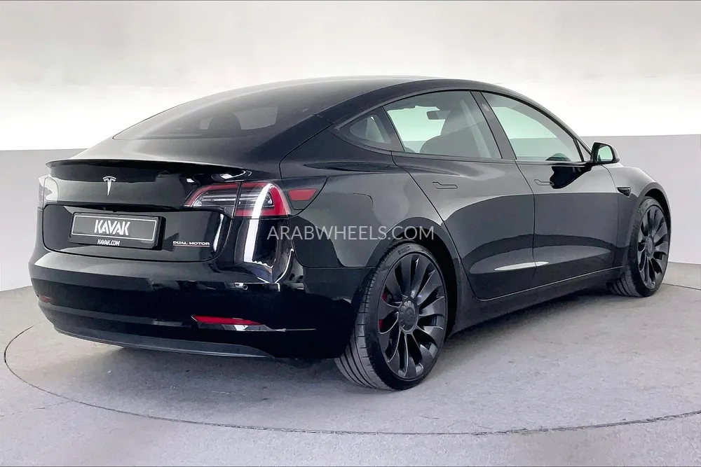 تسلا موديل 3 2021 for Sale in الشارقة Image-2