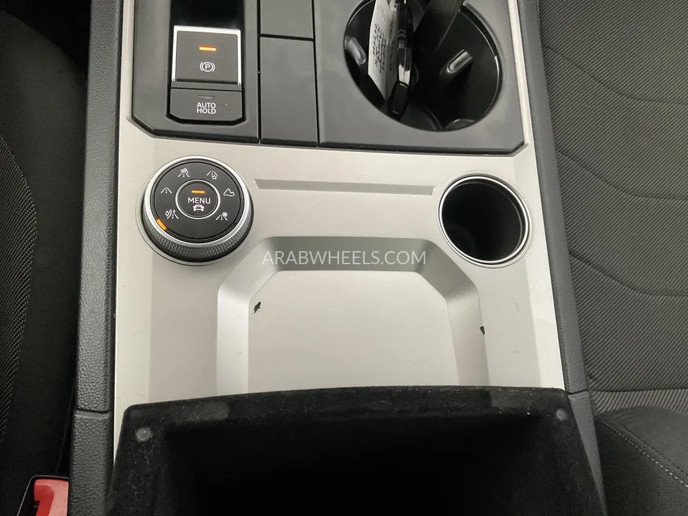 Volkswagen Touareg 2019 for Sale in Sharjah Image-10