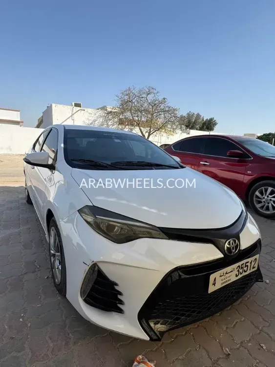 Toyota Corolla 2018 for Sale in Ajman Image-2
