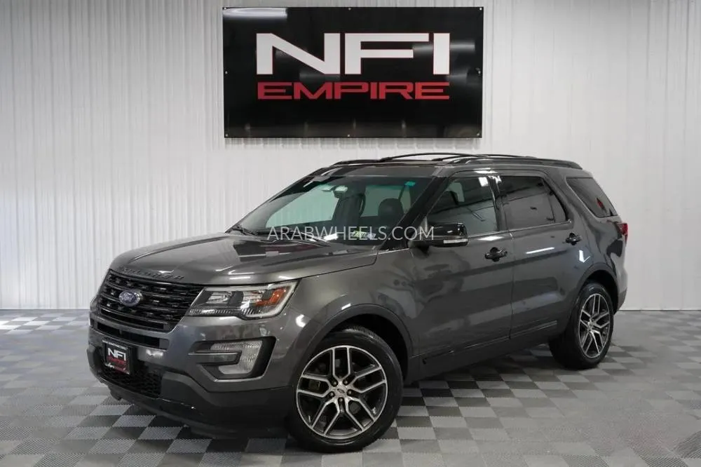 Ford Explorer 2016 for Sale in Ajman Image-3