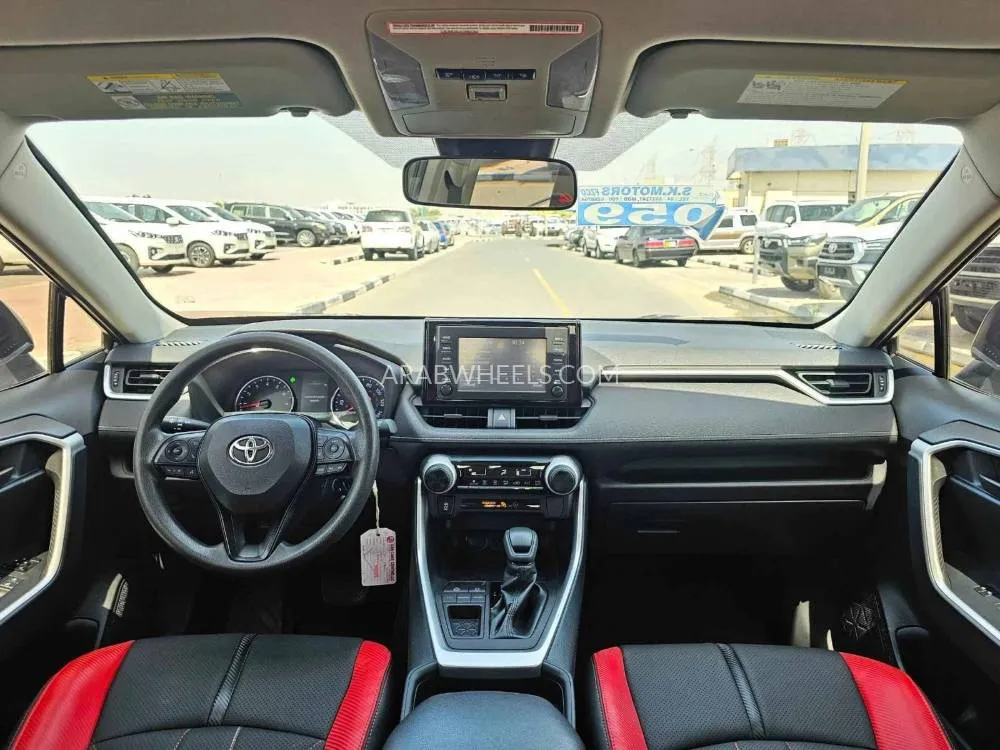 Toyota Rav4 2019 for Sale in Dubai Image-6