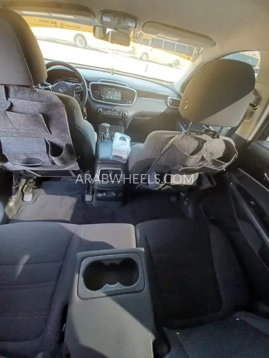 Kia Sorento 2020 for Sale in Ajman Image-5