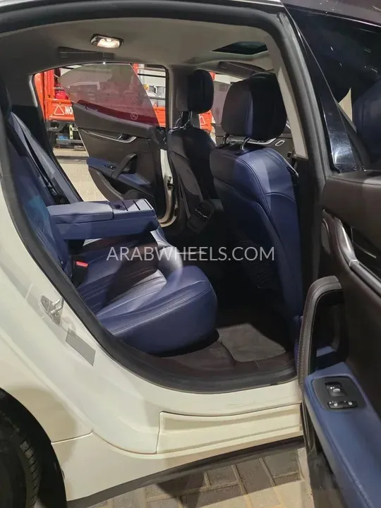 Maserati Ghibli 2015 for Sale in Ajman Image-8
