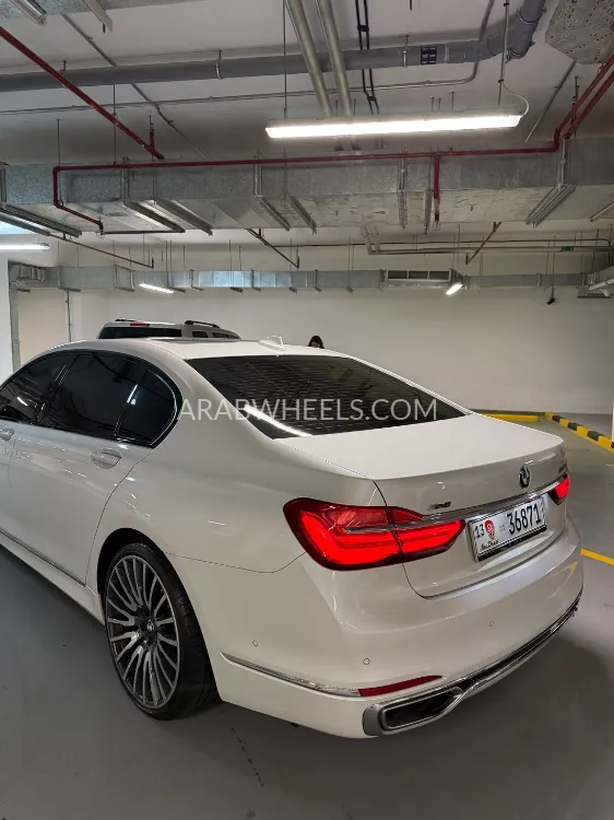 BMW 7 series 2016 for Sale in Abu Dhabi Image-4