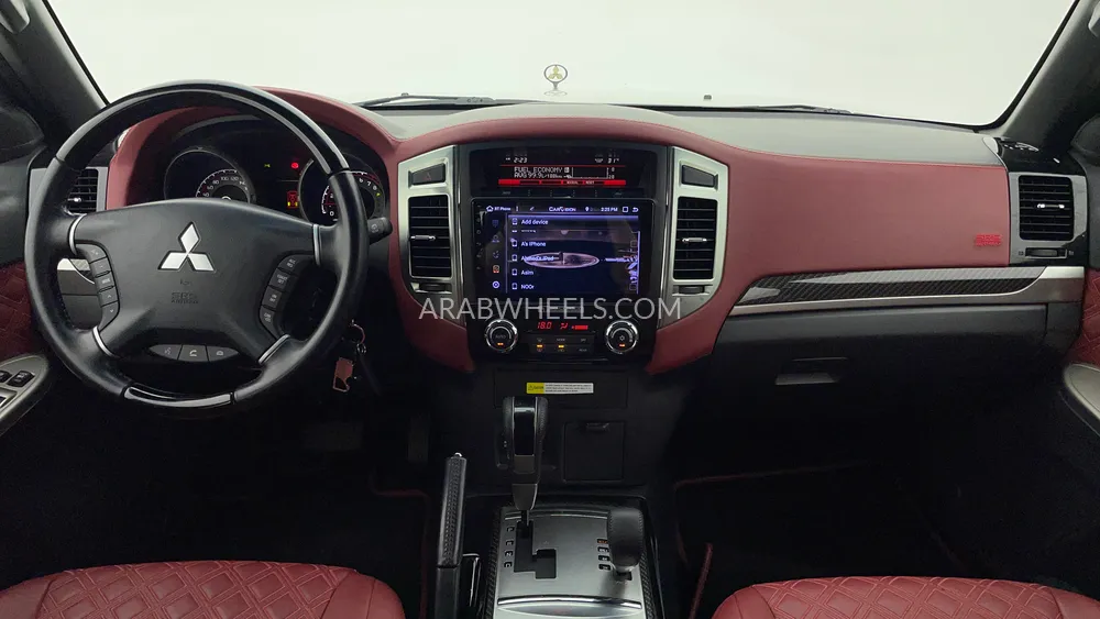 Mitsubishi Pajero 2020 for Sale in Dubai Image-12