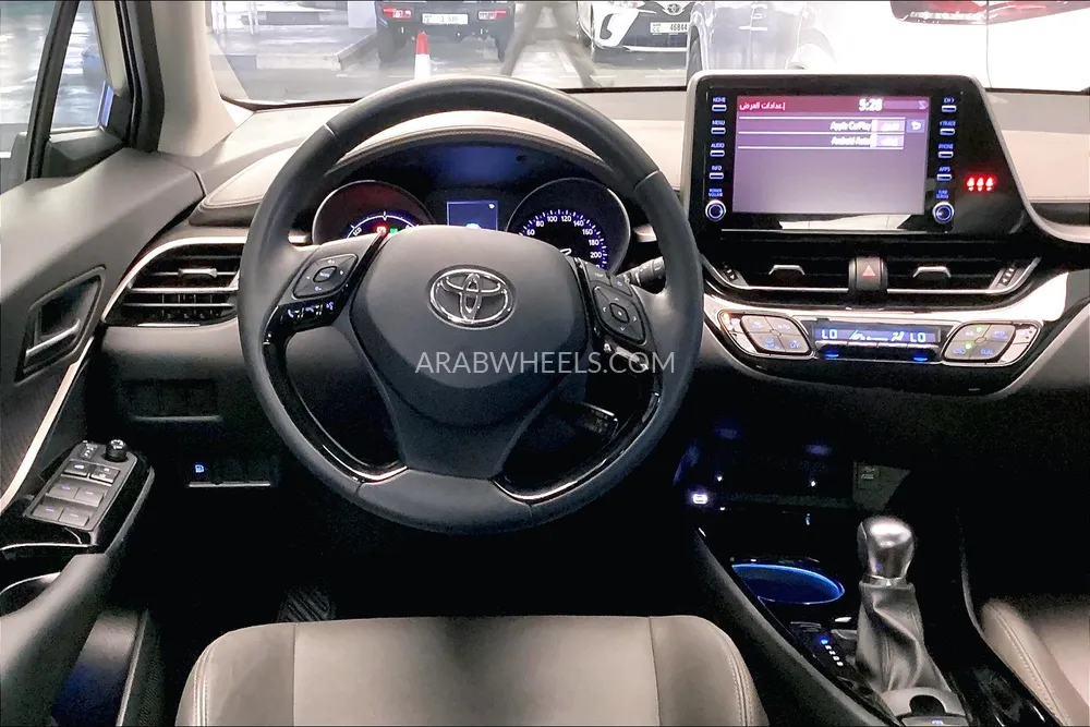 Toyota C-HR 2023 for Sale in Sharjah Image-10