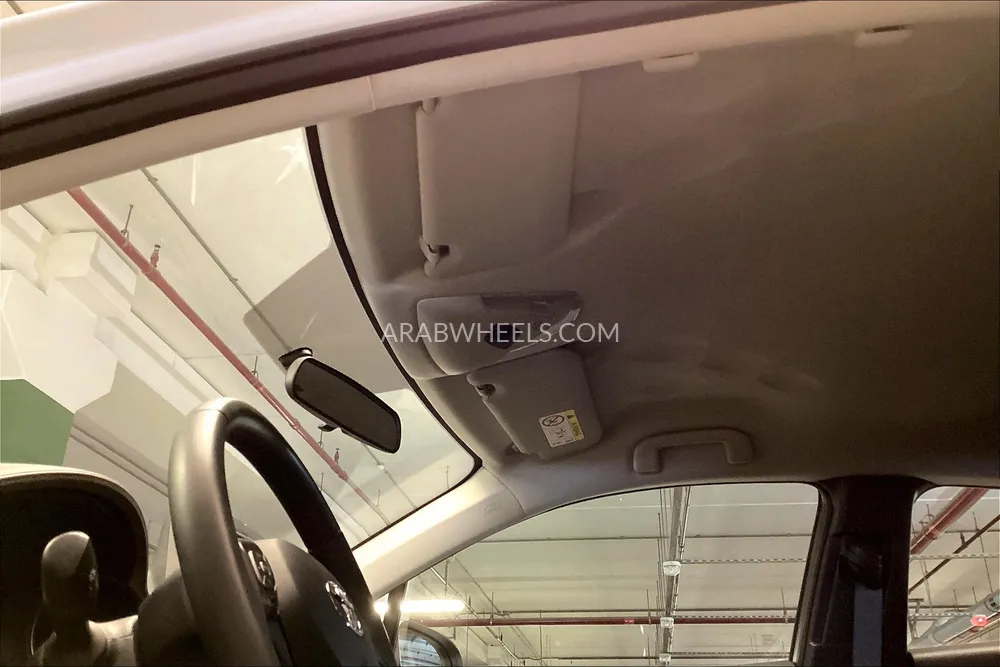 Toyota C-HR 2023 for Sale in Sharjah Image-18