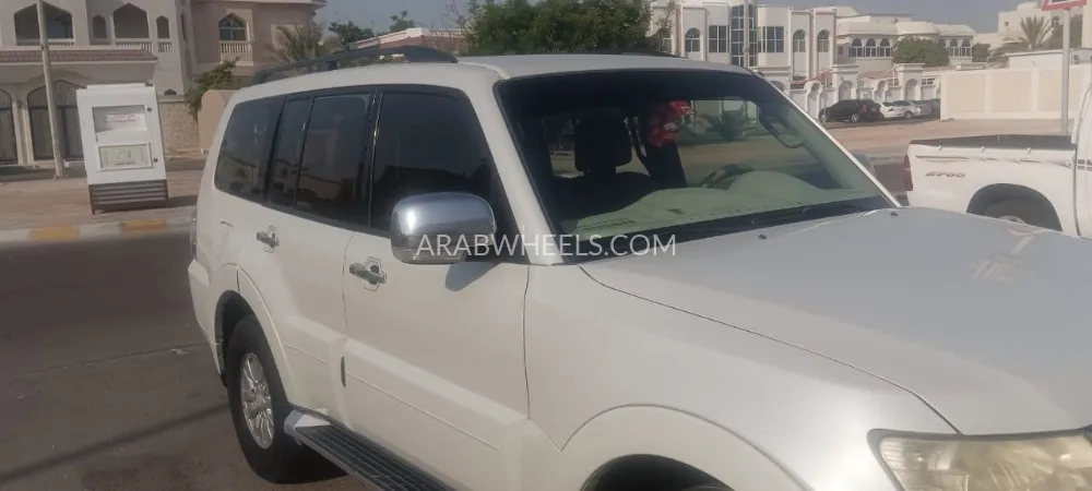 ميتسوبيشي باجيرو 2014 for Sale in أبو ظبي Image-7