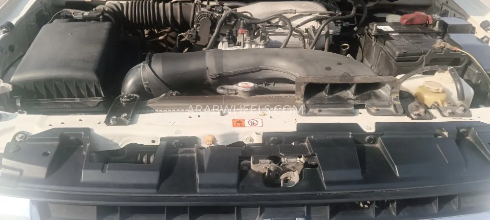 ميتسوبيشي باجيرو 2014 for Sale in أبو ظبي Image-4