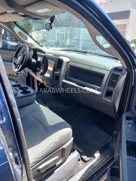 Dodge Ram Van 2019 for Sale in Ajman Image-5