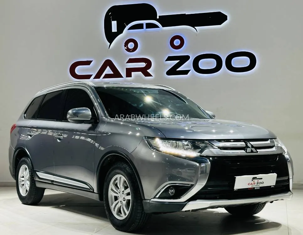 Mitsubishi Outlander 2017 for Sale in Dubai Image-3