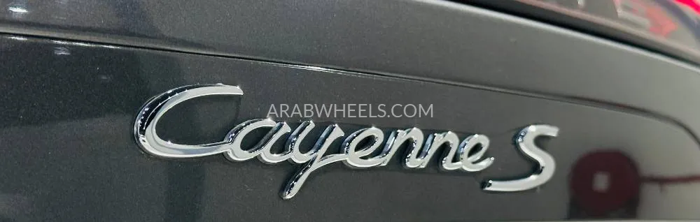 بورشه كايمان 2019 for Sale in دبي Image-9