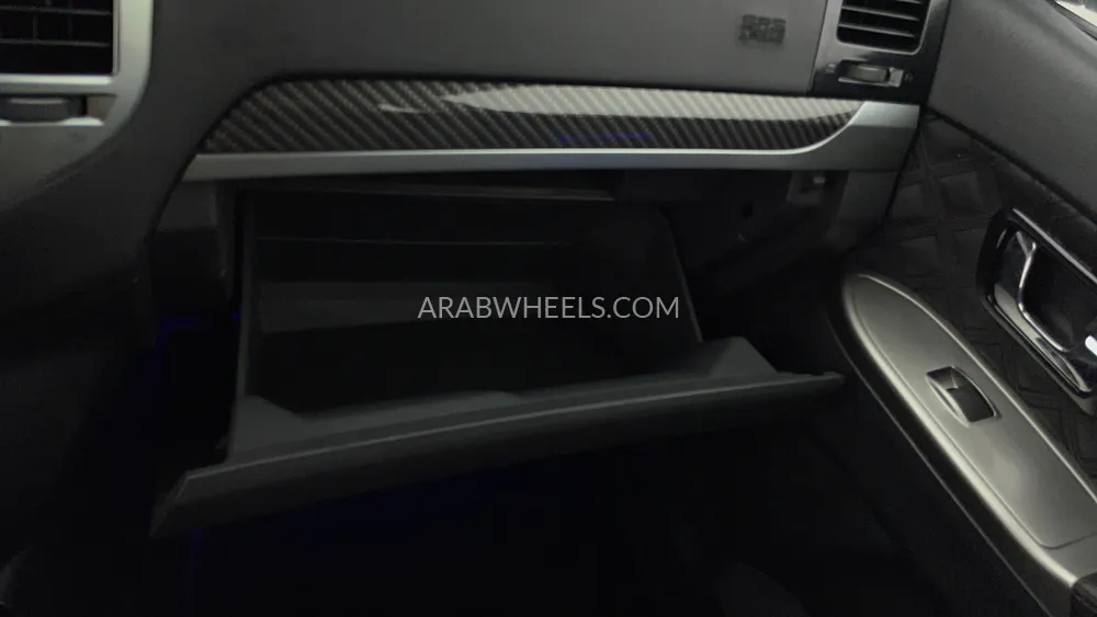 Mitsubishi Pajero 2020 for Sale in Dubai Image-30