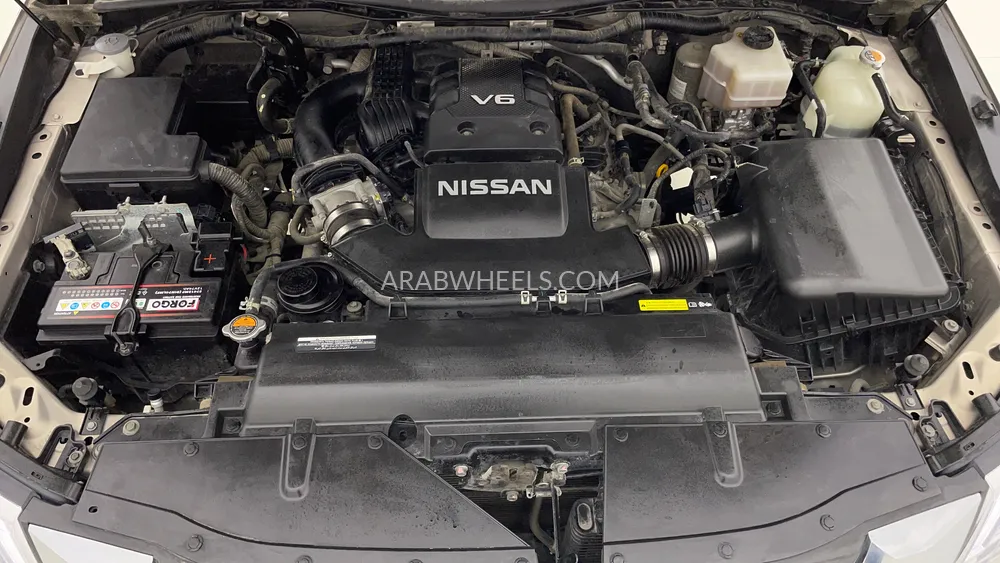 Nissan Patrol 2021 for Sale in Dubai Image-9