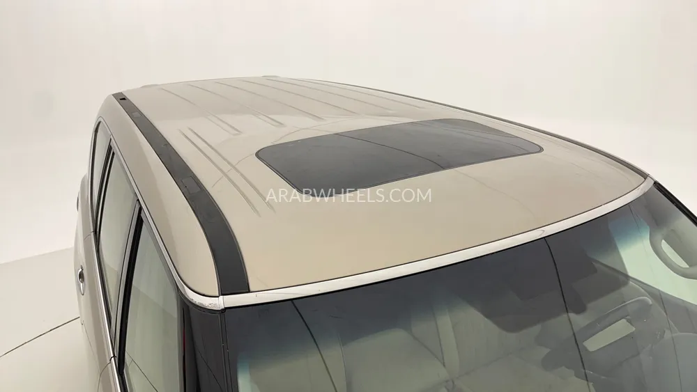 Nissan Patrol 2021 for Sale in Dubai Image-11