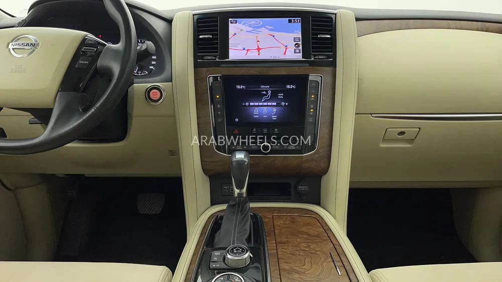 Nissan Patrol 2021 for Sale in Dubai Image-14