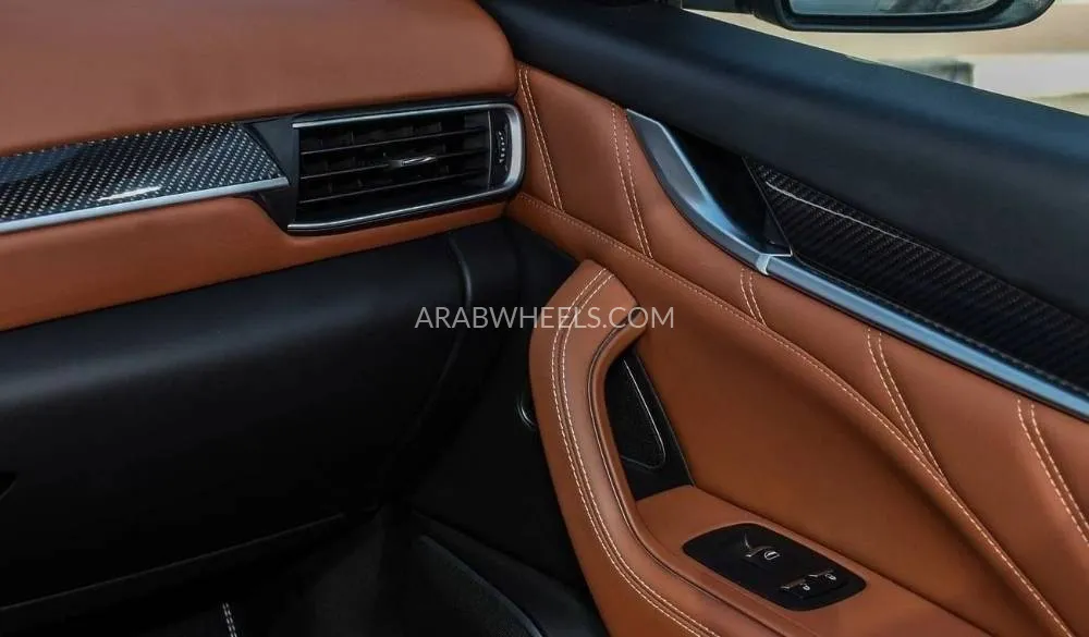 Maserati Levante 2022 for Sale in Dubai Image-10