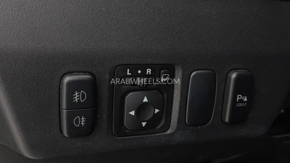 Mitsubishi Pajero 2016 for Sale in Dubai Image-36