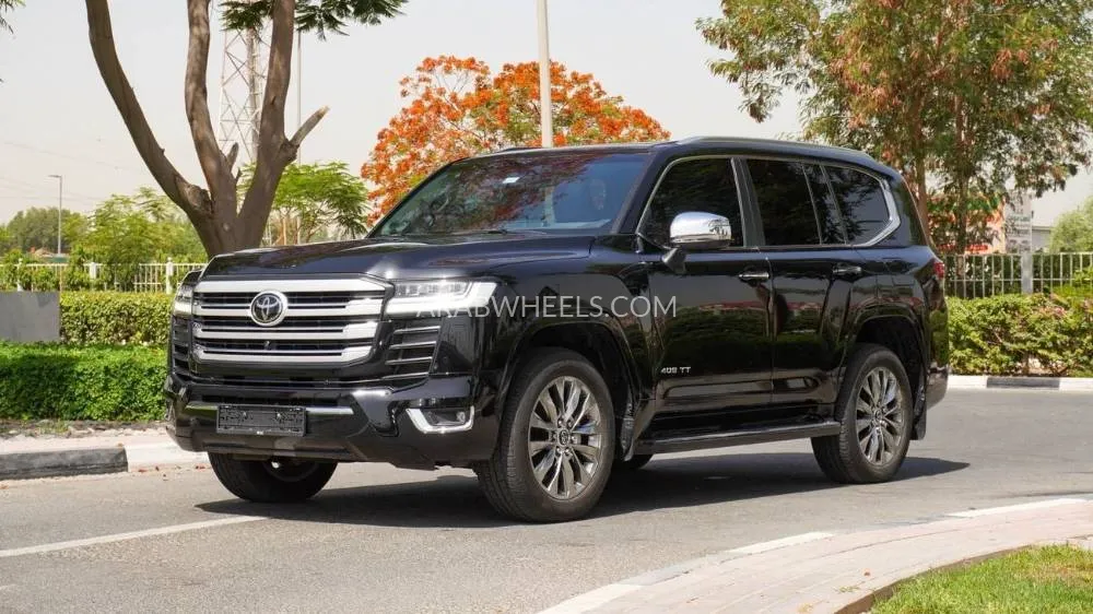 Toyota Land Cruiser 2023 for Sale in Dubai Image-3
