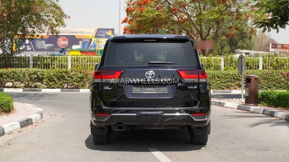 Toyota Land Cruiser 2023 for Sale in Dubai Image-20