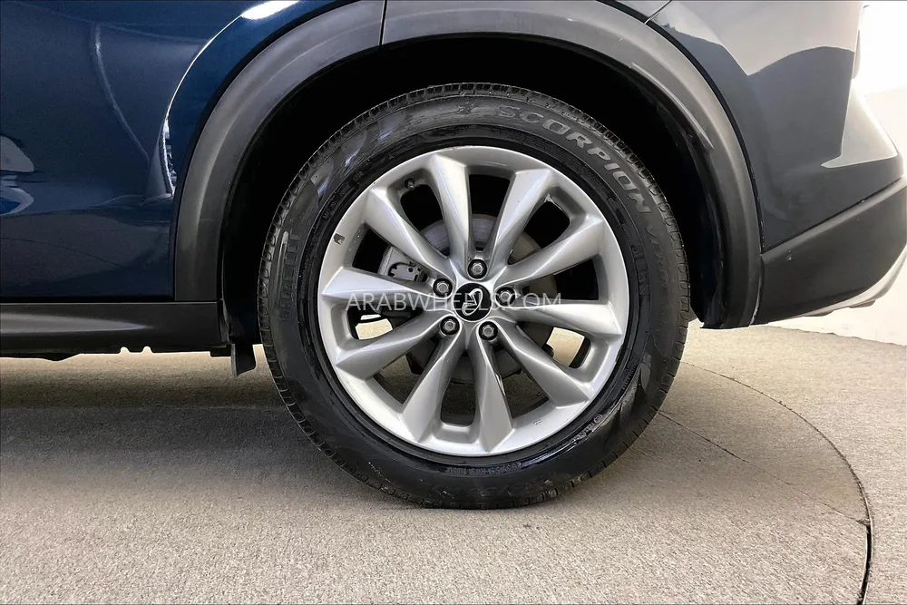 Infiniti QX50 2021 for Sale in Dubai Image-10