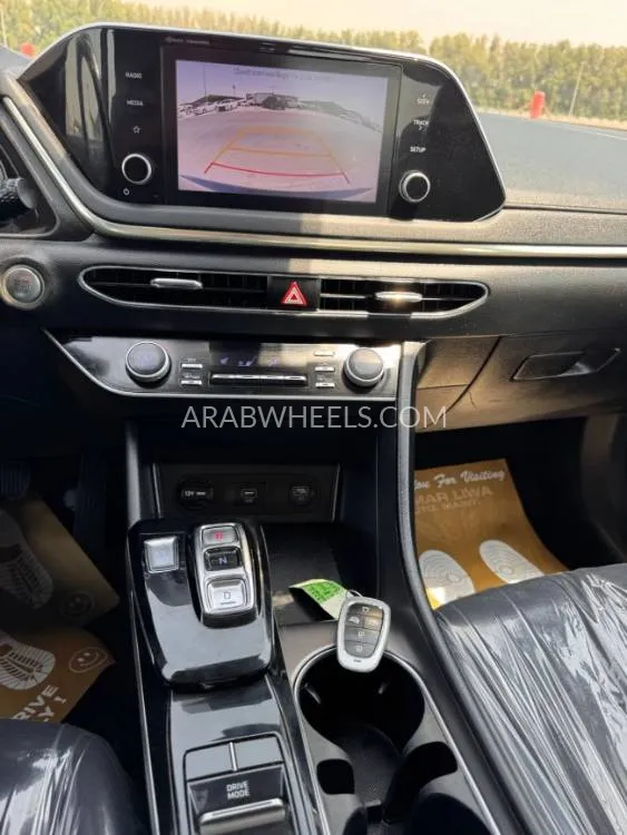 هيونداي سوناتا 2022 for Sale in الشارقة Image-8