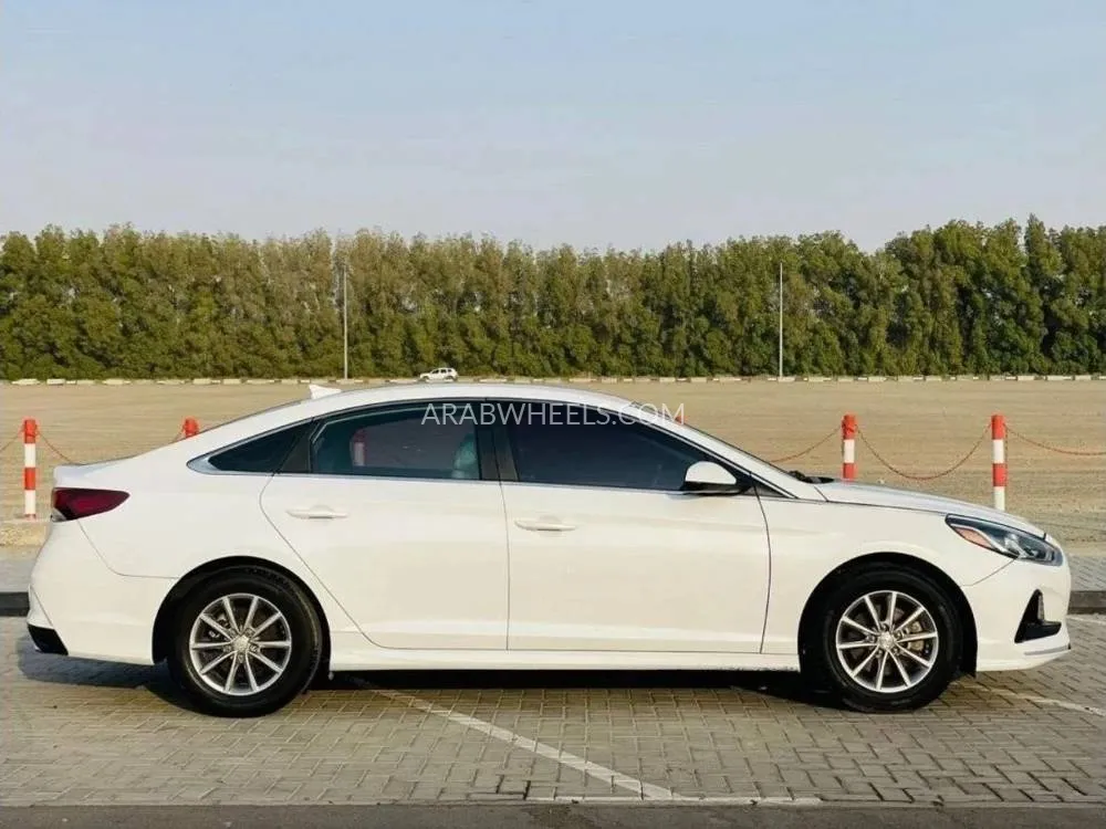 Hyundai Sonata 2018 for Sale in Sharjah Image-3