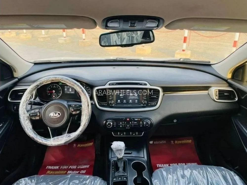 Kia Sorento 2020 for Sale in Sharjah Image-6