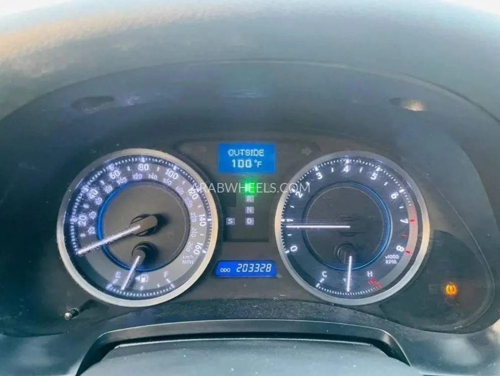 Lexus IS 2011 for Sale in Sharjah Image-8