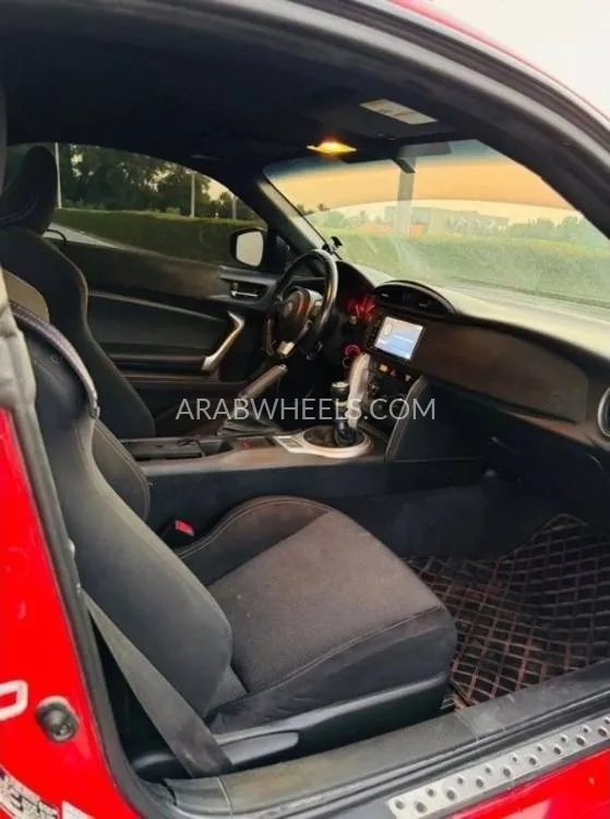 Toyota 86 2017 for Sale in Sharjah Image-9