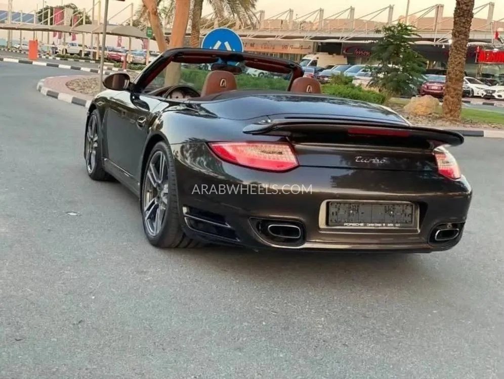 بورشه 911 2008 for Sale in دبي Image-14