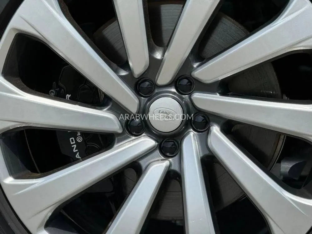 Land Rover Range Rover 2023 for Sale in Dubai Image-20