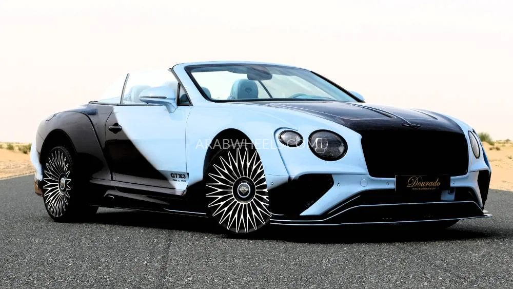 Bentley Continental GTC 2023 for Sale in Dubai Image-4