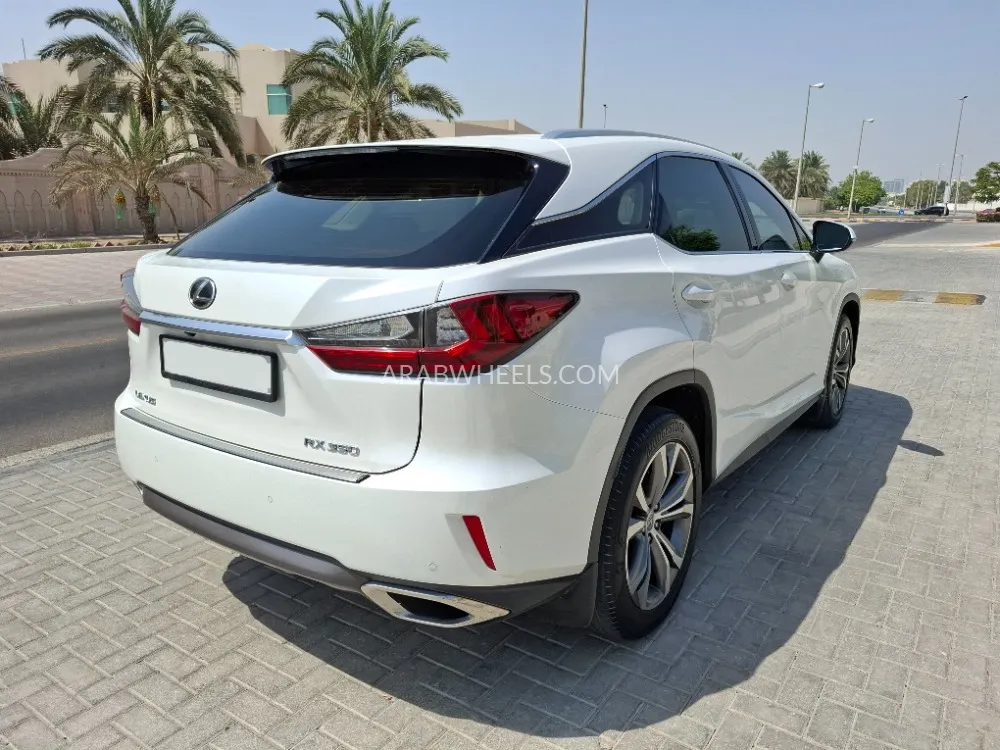 Lexus RX 2016 for Sale in Sharjah Image-6