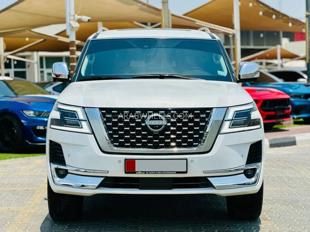 Nissan Patrol 2024 for Sale in Sharjah Image-2