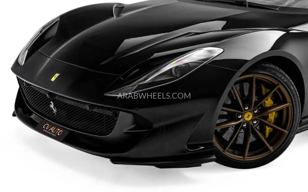 فيراري 812 جي تي إس 2020 for Sale in دبي Image-3