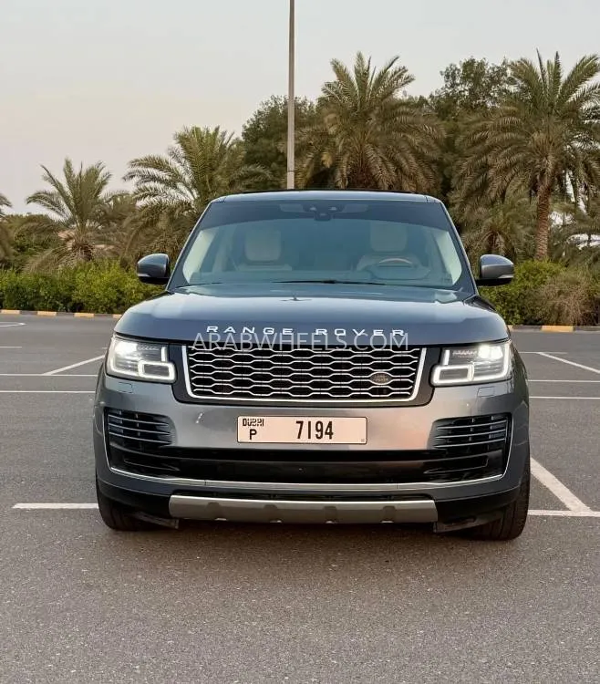 Land Rover Range Rover 2019 for Sale in Ajman Image-2