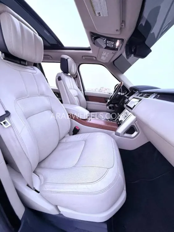 Land Rover Range Rover 2019 for Sale in Ajman Image-8