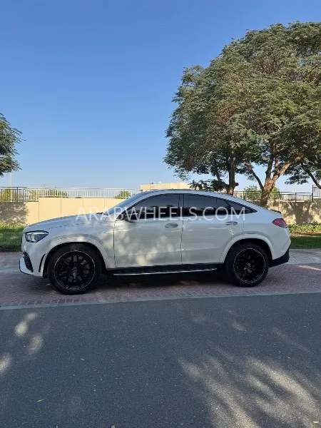 Mercedes Benz GLE Class 2023 for Sale in Dubai Image-3