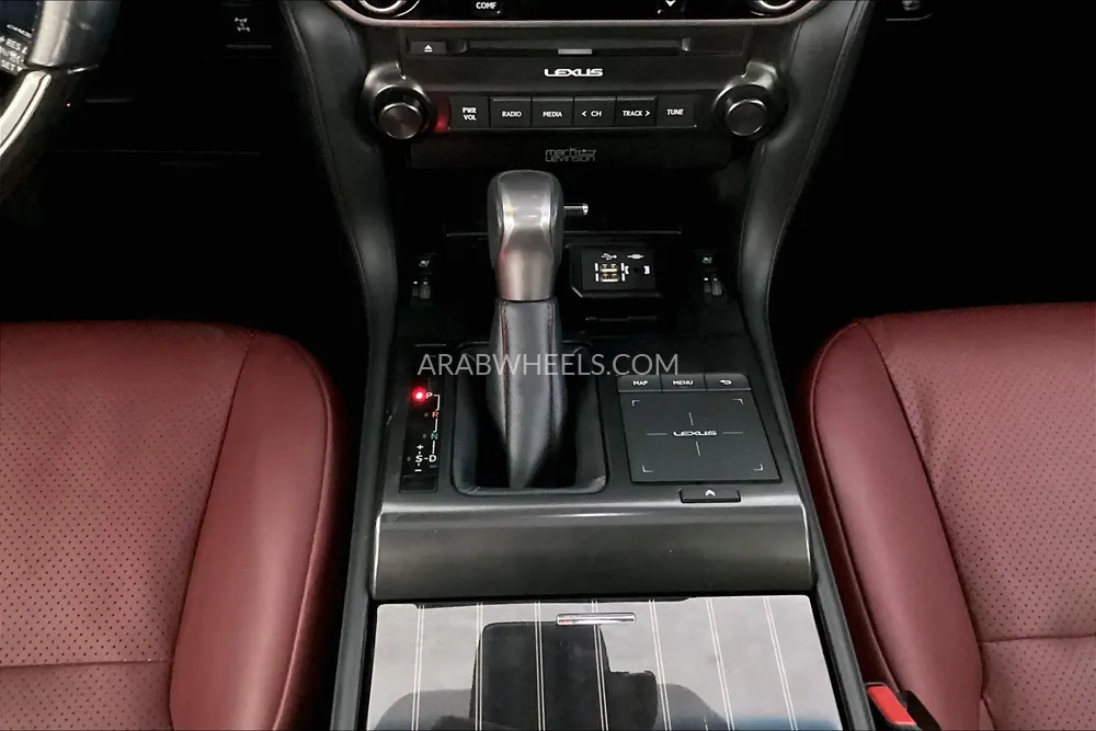 Lexus GX 2022 for Sale in Sharjah Image-16