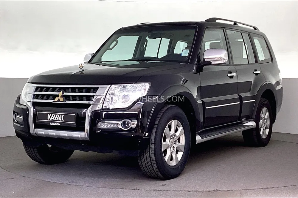 Mitsubishi Pajero 2020 for Sale in Dubai Image-1