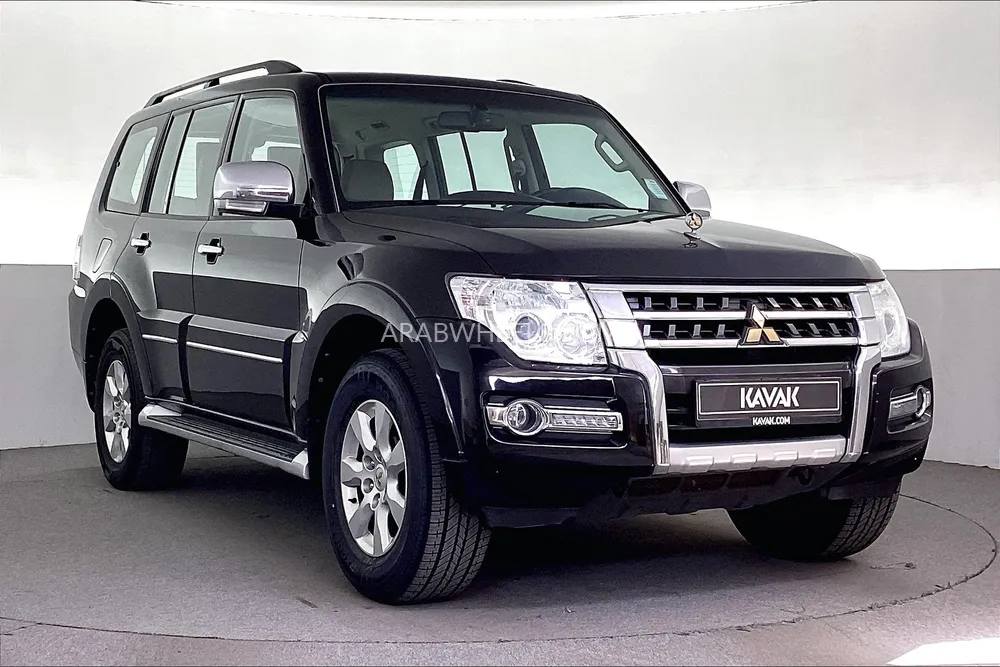 Mitsubishi Pajero 2020 for Sale in Dubai Image-3